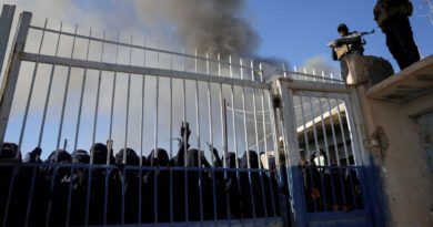 EU memo raises security concerns over mass escape from IS-linked Syria camp