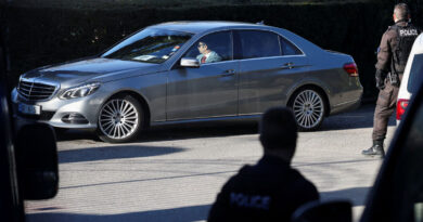 Explainer-US seeks deal to prevent Iran acquiring nuclear arsenal