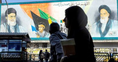 Fears of renewed conflict haunt Tehran as US issues threats