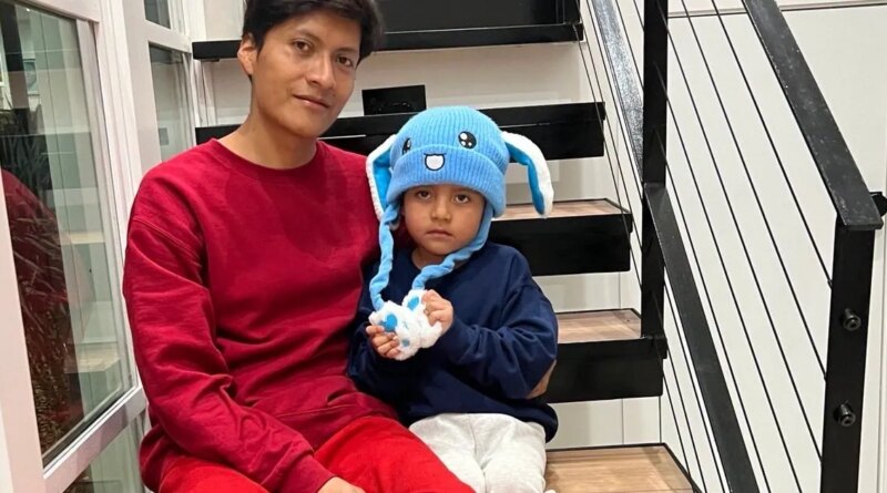 Five-year-old boy and father detained by ICE return home to Minnesota