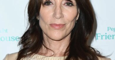 From Peg Bundy To Now: Katey Sagal’s Signs For 12th Regularly Scheduled TV Series