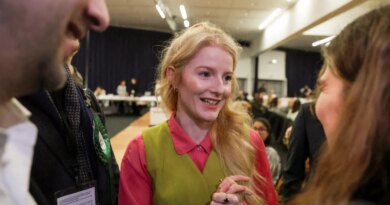 Green Party wins UK by-election in blow to Labour, PM Starmer