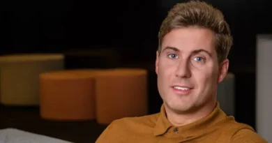 I always wanted an MBA. I'm glad I used my severance pay to launch a startup instead.