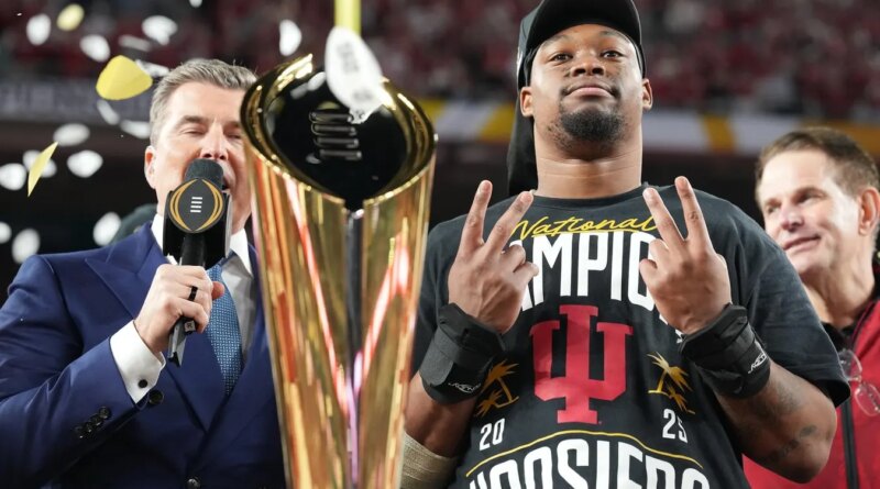 Indiana Hoosiers Defensive MVP Mikail Kamara On Who He Molded His Game After & What He Wants To Improve Upon Entering The NFL