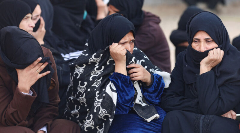 Israeli airstrikes kill 11 in Gaza, Palestinians say; Israel says Hamas violated truce