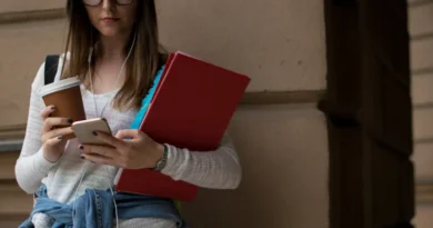 I'm a Stanford student who uses the new dating app that's taken the campus by storm. It's fun, but I haven't met my match yet.