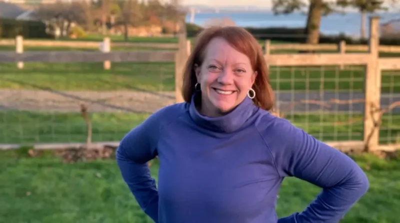 I'm spending 90 days living on a small, dreamy island in the Pacific Northwest to decide if I truly want to move there