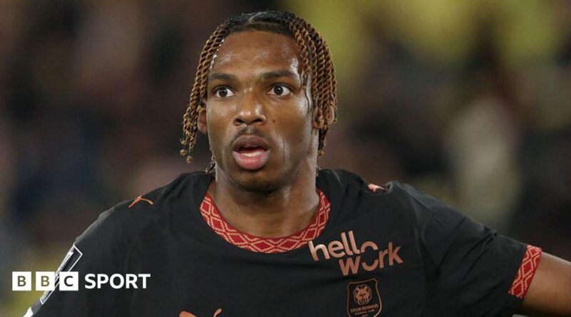 Jeremy Jacquet in action for Rennes