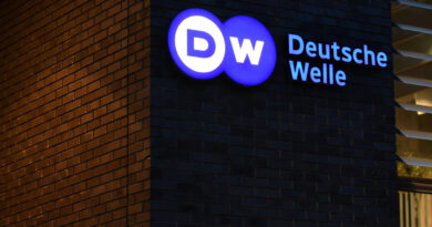 Journalist with Germany's Deutsche Welle detained in Turkey