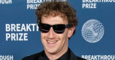 Meta is considering bringing facial recognition to Ray-Bans. It thinks we're too distracted to notice.