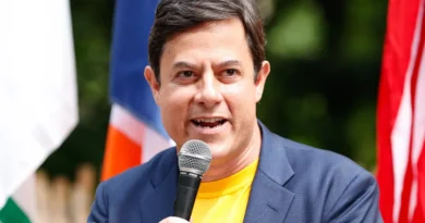 NYC's outgoing planner says Mamdani's proposed rent freeze must avoid 'pushing buildings into distress'