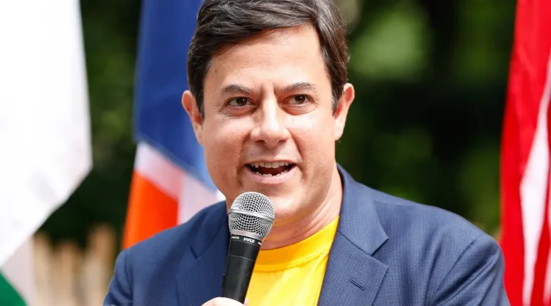 NYC's outgoing planner says Mamdani's proposed rent freeze must avoid 'pushing buildings into distress'