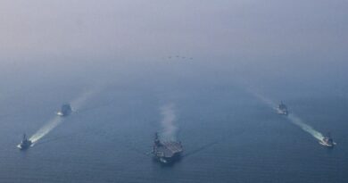 Oil extends gains on US-Iran tensions, stocks retreat