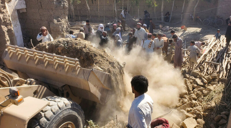 Pakistan, Afghan forces exchange fire after airstrikes deepen tensions