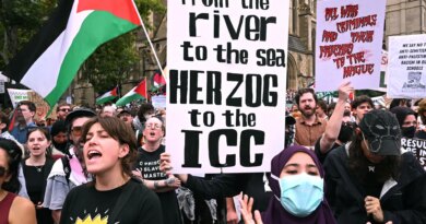 Photos: Australians rally against Israeli president’s visit