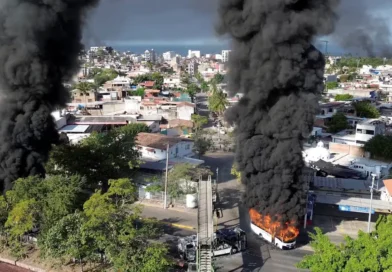 Photos show burned cars, empty streets, and airport chaos in Mexico after a cartel leader was killed