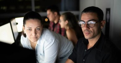 Surprising New Trend Of Agentic AI ‘Renting Humans’ To Perform Tasks That The AI Wants Done On Its Behalf