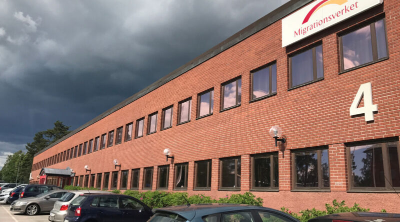 Sweden to make asylum seekers live in centres in further tightening of rules