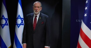 The Carlson-Huckabee interview may be the wake-up call Americans needed
