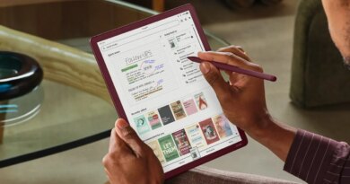 The Kindle Scribe Colorsoft is a pricey but pretty e-ink color tablet with AI features | TechCrunch