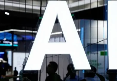 The author of a viral AI report warns that blue-collar jobs won't be safe from an AI-driven recession