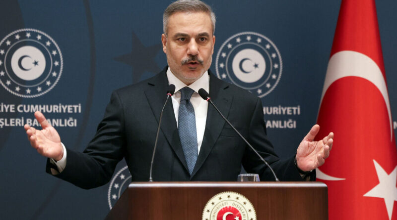 Turkey to stress need to update customs union with EU during commissioner's visit