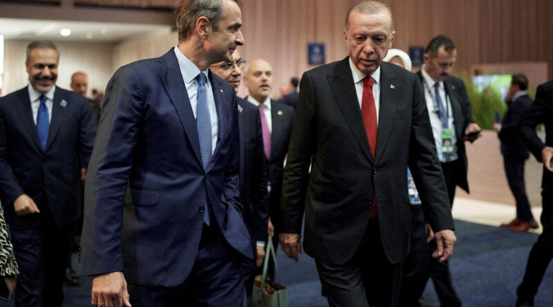 Turkish and Greek leaders set for talks on migration, maritime borders