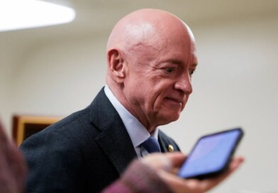 US judge blocks Trump administration from punishing Senator Mark Kelly
