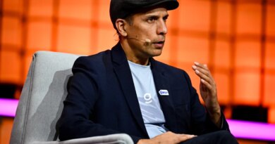 Who will own your company’s AI layer? Glean’s CEO explains | TechCrunch