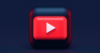 YouTube play button