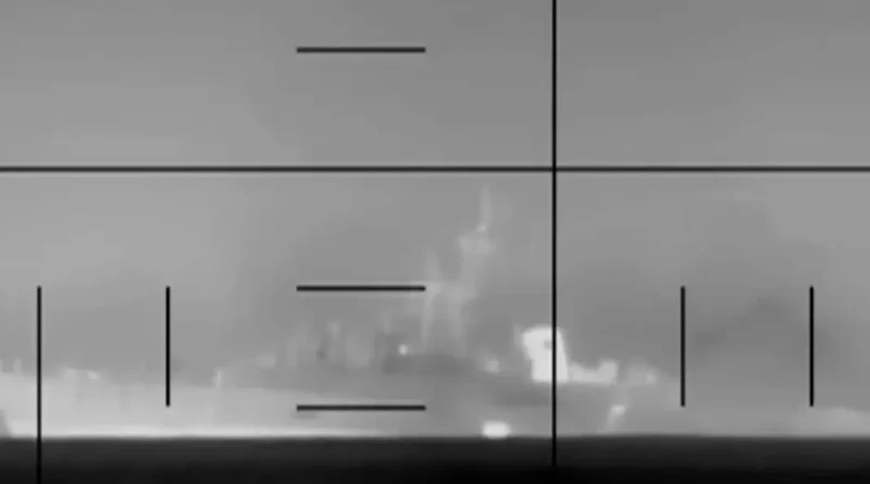 A US Navy submarine sank an enemy warship with a torpedo for the first time since World War II. Here's the video.