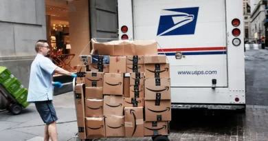 Amazon says USPS exited talks at 'eleventh hour' while a financial cliff looms for the delivery agency