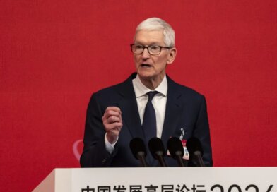 Apple CEO praises China partners as Beijing applies pressure | Fortune