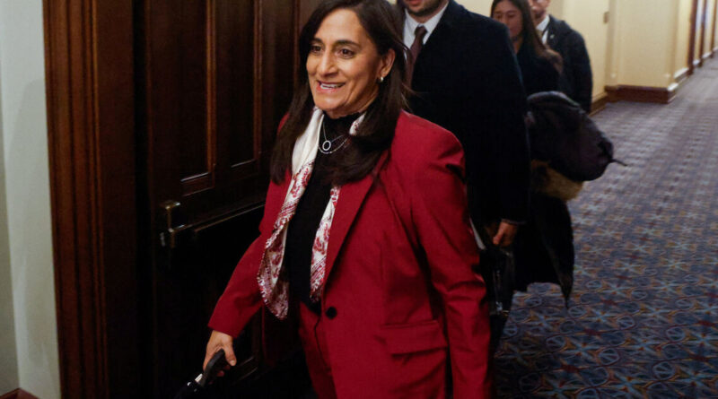 Canada working to repatriate more than 2,000 citizens from Middle East