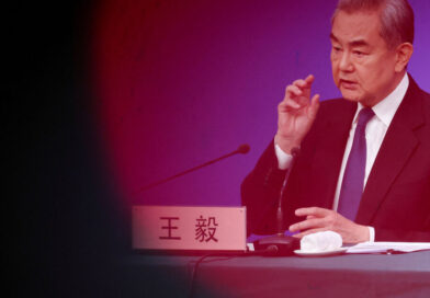 China's foreign minister urges early peace talks in call with Iranian counterpart