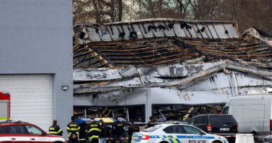 Czechs investigate fire after reports of anti-Israel group claiming responsibility