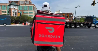 DoorDash is giving drivers gas 'relief payments' as prices at the pump near $4 a gallon
