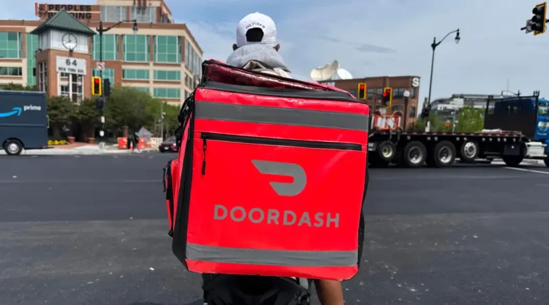 DoorDash is giving drivers gas 'relief payments' as prices at the pump near $4 a gallon