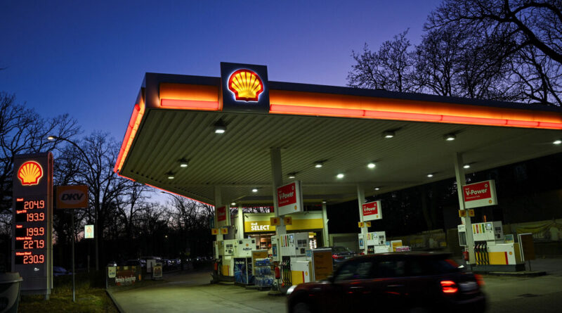 EU tells members to prepare for 'prolonged disruption' to energy markets from Iran war