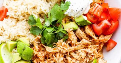 Easy Chicken Tinga (Smoky & Perfectly Saucy)