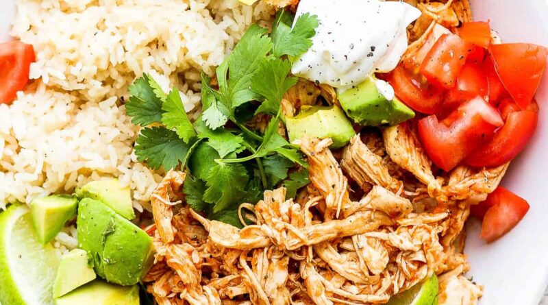 Easy Chicken Tinga (Smoky & Perfectly Saucy)