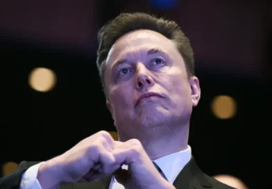 Elon Musk offers to pay the salaries of TSA agents