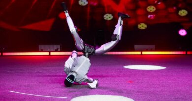 dancing humanoid robot