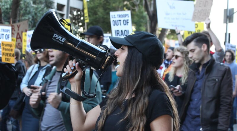 How Los Angeles’s Iranian diaspora is confronting the US war on Iran