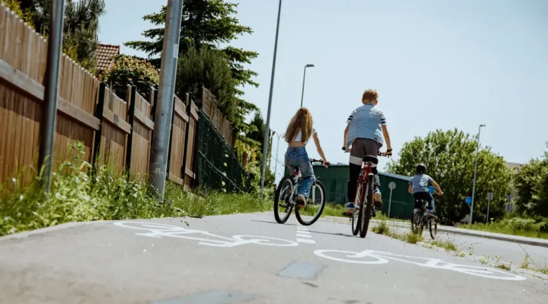 I let my 8-year-old son roam the neighborhood freely. Other parents nearby are starting to let their kids do the same.