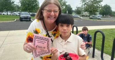 I tried to be the perfect school volunteer mom. My kids don't remember it.