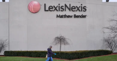 Investors fear AI will undercut LexisNexis. The company says it's driving growth.