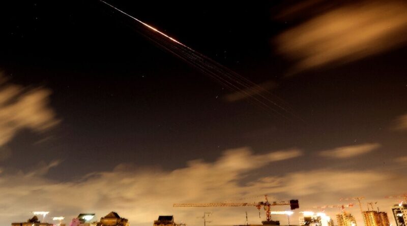 Iran Guards warn civilians after Trump pushes Hormuz deadline