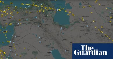 Iran conflict to cause ‘serious’ travel disruptions as 115,000 Australians remain in region amid cancelled flights