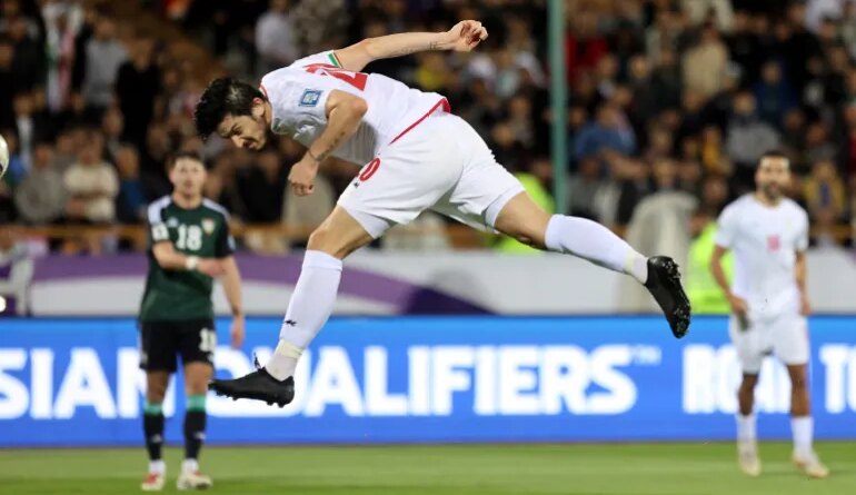 Sardar Azmoun in action.